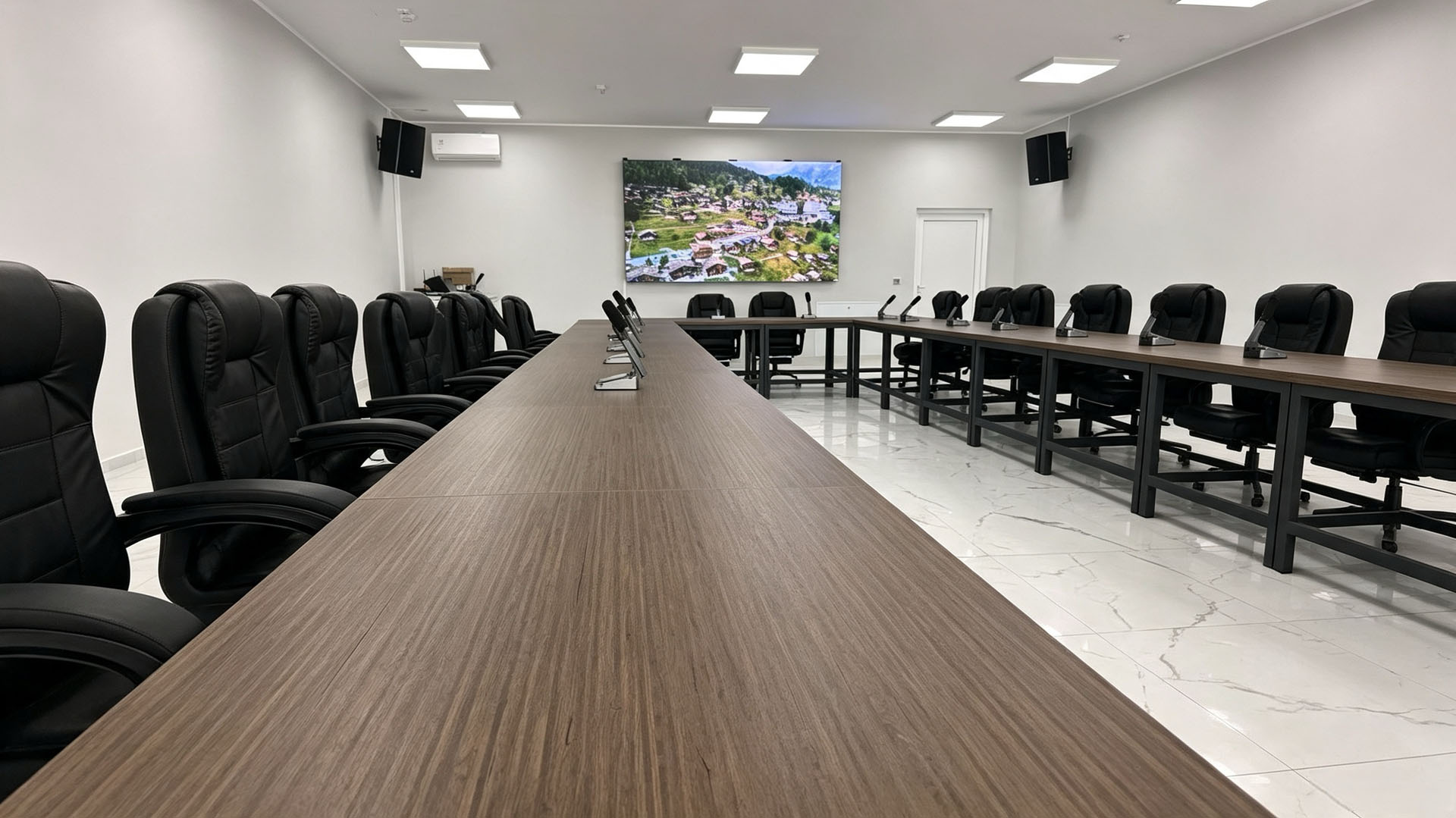 Giải pháp AV ITC phòng họp chính phủ JUCU